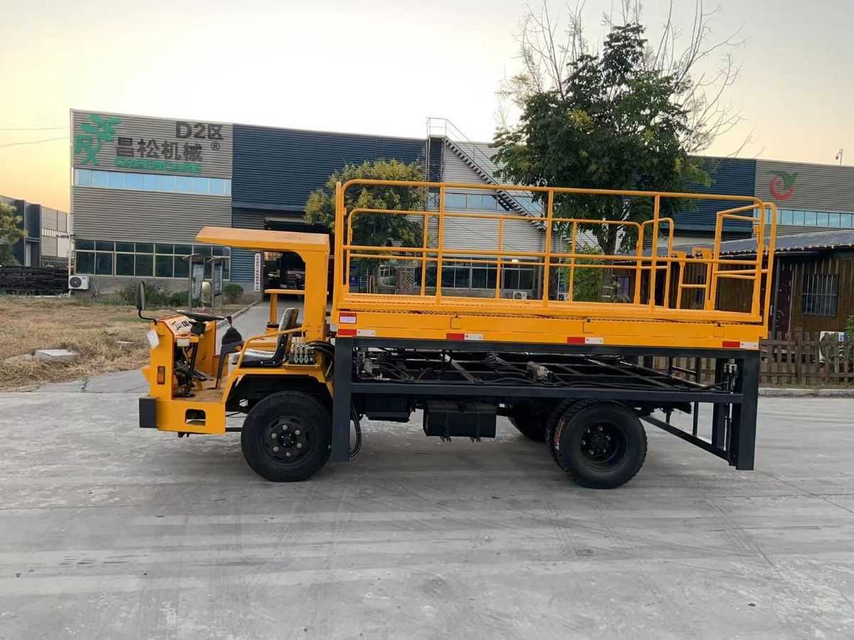 山東昌松井下升降平臺(tái)車下線